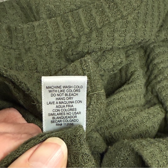 Zenana Olive Waffle Knit Long Sleeve Tunic Top Medium Cozy Fall Winter - Picture 7 of 8